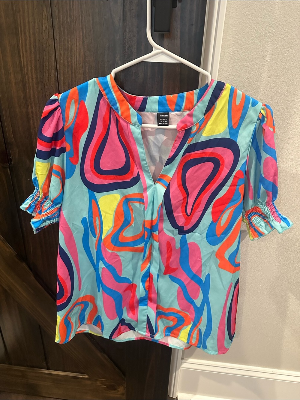 SHEIN Teal Multicolor Abstract Puff Sleeve Blouse